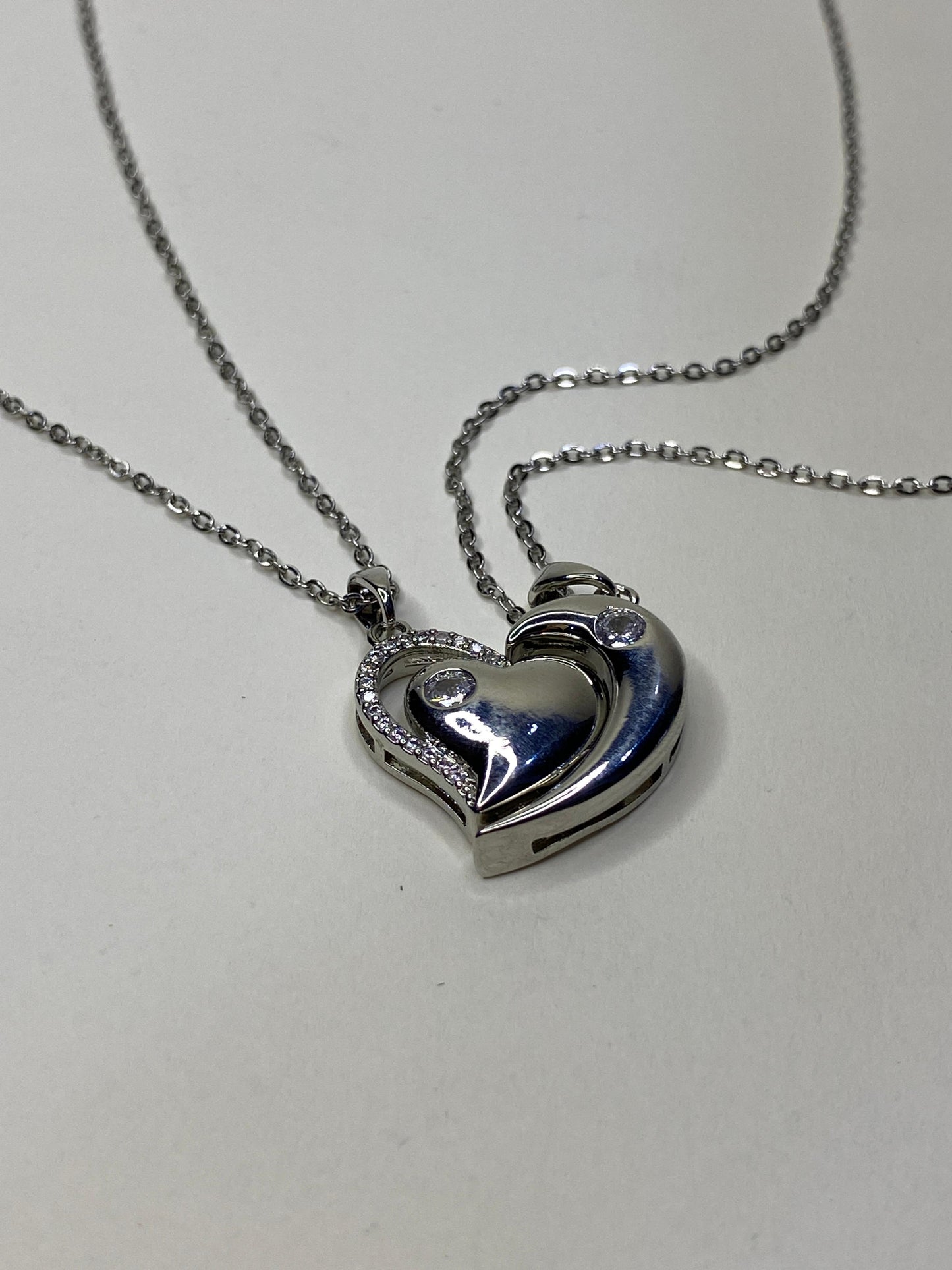 Classic Magnatic Double Heart Pendant